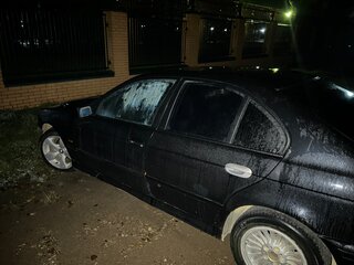 1997 BMW 5 серии 523i IV (E39), чёрный, 120000 рублей, вид 4