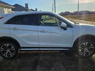 2018 Mitsubishi Eclipse Cross I, белый, 1950000 рублей, вид 1