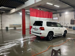 2014 Toyota Land Cruiser 200 Series Рестайлинг 1, белый, 5200000 рублей, вид 2