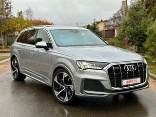 2019 Audi Q7 50 TDI II (4M) Рестайлинг, серебристый, 5600000 рублей, вид 4