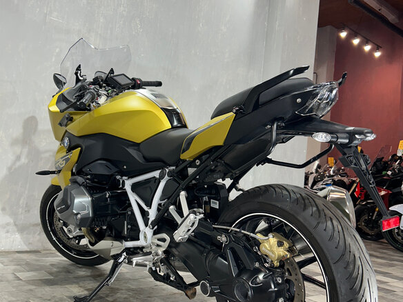 2020 BMW R 1250 RS, золотистый, 1175000 рублей - вид 6