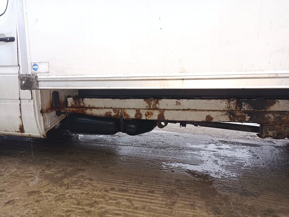 2004 Mercedes-Benz Sprinter, белый, 1300000 рублей - вид 15