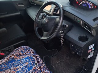 2012 Honda Freed Spike I Рестайлинг, белый, 1150000 рублей, вид 4