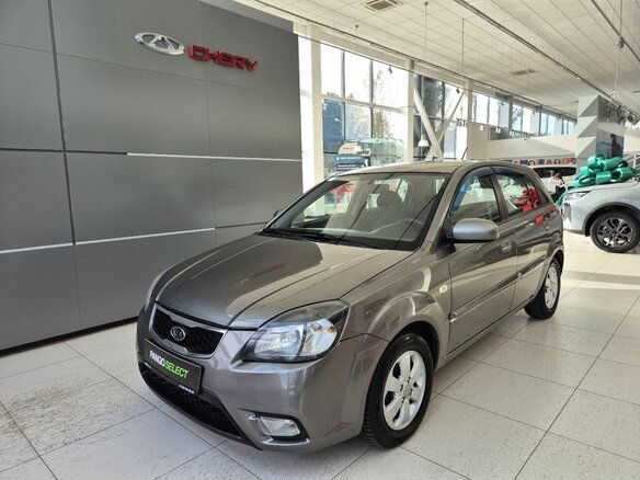 2011 Kia Rio II Рестайлинг, серый
