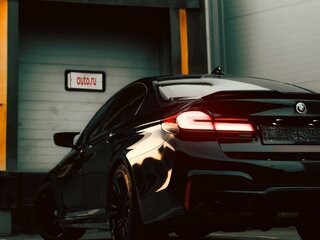 2019 BMW M5 Competition VI (F90), чёрный, 8700000 рублей, вид 3