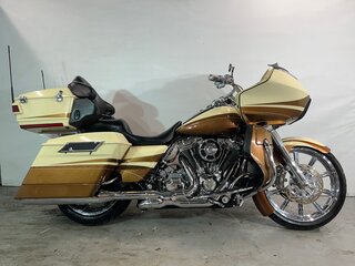 2011 Harley-Davidson CVO Road Glide, бежевый, 1430000 рублей, вид 1