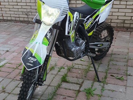 2023 JMC 250 FR, чёрный, 145000 рублей, вид 2