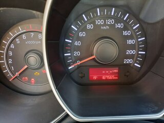 2015 Kia Rio III Рестайлинг, белый, 770000 рублей, вид 5