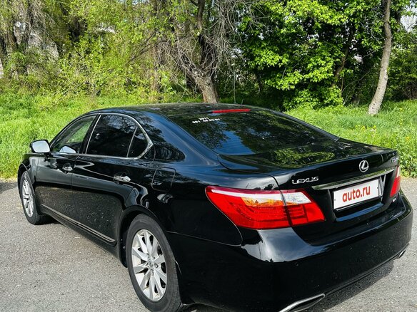 2011 Lexus LS 460 IV Рестайлинг, чёрный, 1950000 рублей - вид 5
