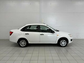 2017 Lada (ВАЗ) Granta I, белый, 610000 рублей, вид 4