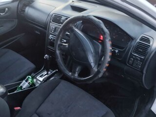 1998 Mitsubishi Galant VIII Рестайлинг, белый, 400000 рублей, вид 5