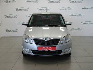 2011 Skoda Fabia II Рестайлинг, серебристый, 530000 рублей, вид 3