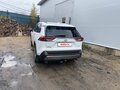 2021 Toyota RAV4 V (XA50), белый, 3650000 рублей - вид 2