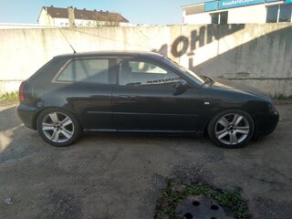 2000 Audi A3 I (8L) Рестайлинг, чёрный, 380000 рублей, вид 5