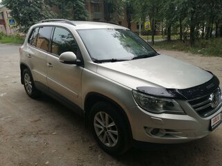 2011 Volkswagen Tiguan I, серебристый, 900000 рублей, вид 2