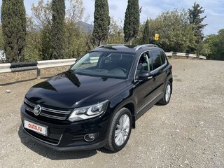 2013 Volkswagen Tiguan I Рестайлинг, чёрный, 1690000 рублей, вид 1