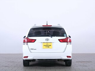 2019 Toyota Corolla Fielder XI (E160, E170) Рестайлинг 2, белый, 1699000 рублей, вид 5