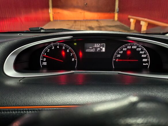 2015 Toyota Sienta II, чёрный, 1100000 рублей - вид 11