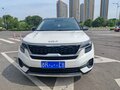 2023 Kia KX3, белый, 1650000 рублей - вид 1