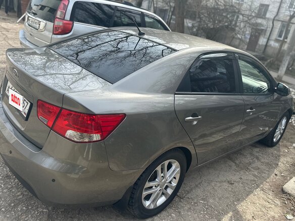 2011 Kia Cerato 4-speed II, серый, 1100000 рублей - вид 7