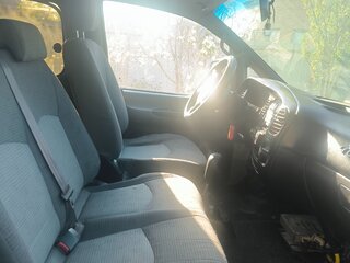 2005 Hyundai H-1 I Рестайлинг, серебристый, 500000 рублей, вид 5