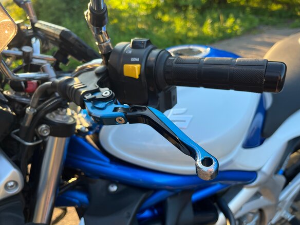 2009 Suzuki SFV 650 Gladius, синий, 400000 рублей - вид 13