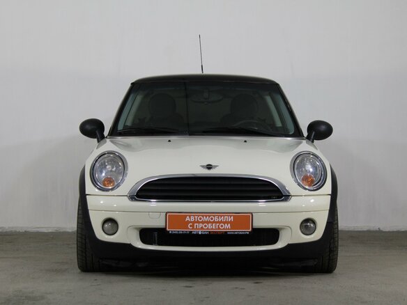 2009 Mini Hatch One II (R56), белый - вид 1