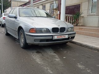 1997 BMW 5 серии 523i IV (E39), серебристый, 960000 рублей, вид 2