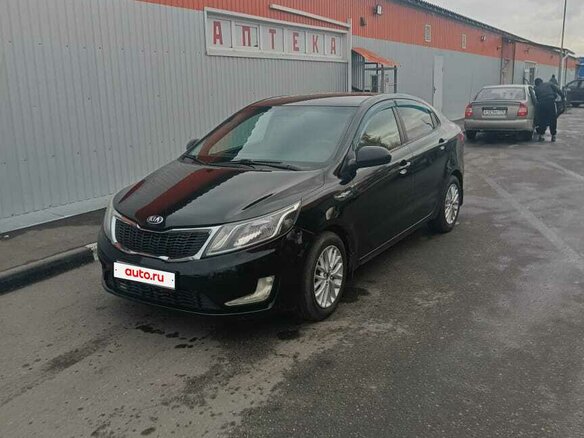 2014 Kia Rio 6-speed III, чёрный, 750000 рублей