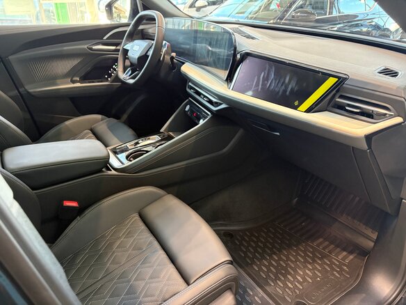 2026 Audi Q5 L III (GU), чёрный, 6395000 рублей - вид 18