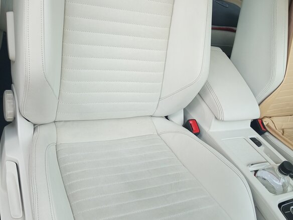 2018 Volkswagen Passat DSG7 B8, голубой, 2450000 рублей - вид 18