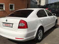 2012 Skoda Octavia II (A5) Рестайлинг, белый - вид 3