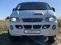 2002 Hyundai Starex I Рестайлинг, белый - вид 2