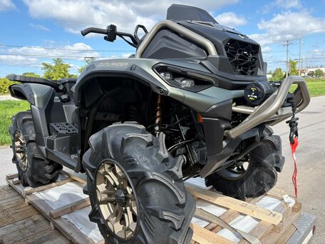 2026 BRP Can-Am Outlander MAX 1000R, серый, 2490000 рублей, вид 1
