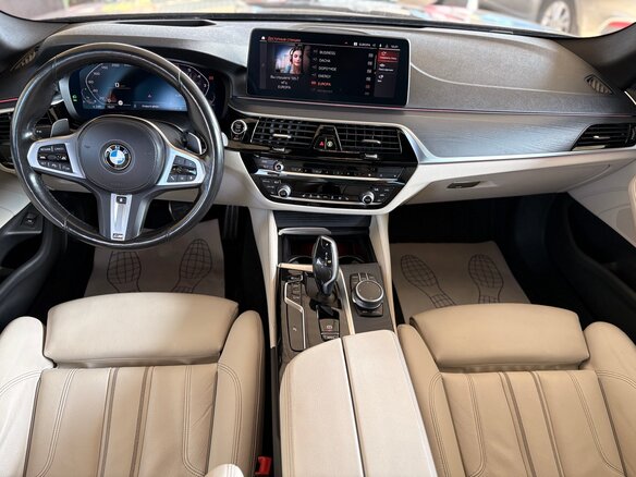 2021 BMW 5 серии 530i xDrive VII (G30/G31/G38) Рестайлинг, серый, 4150000 рублей - вид 13