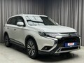 2019 Mitsubishi Outlander III Рестайлинг 3, белый - вид 3