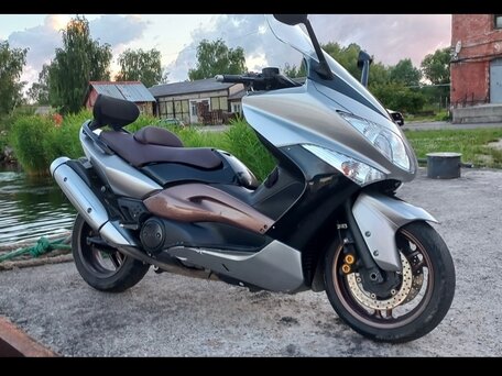 2010 Yamaha TMAX, серебристый, 430000 рублей, вид 3