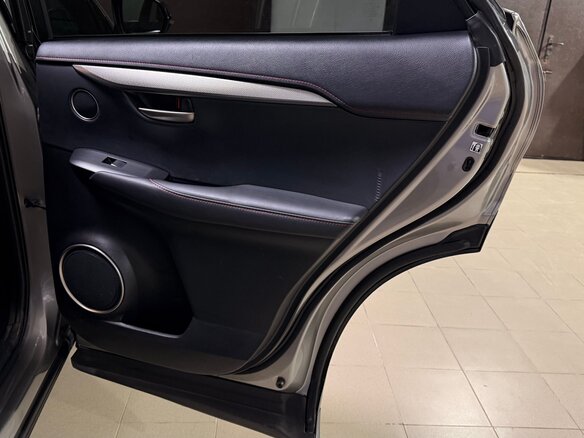 2017 Lexus NX 300 I Рестайлинг, серый, 3000000 рублей - вид 14