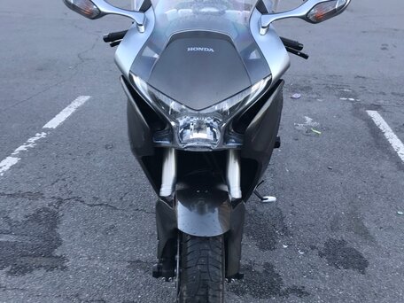 2012 Honda VFR 1200, серый, 1150000 рублей, вид 4