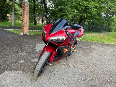 2007 Yamaha YZF-R1, красный, 710000 рублей, вид 1