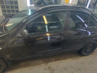2005 Nissan Almera II (N16) Рестайлинг, чёрный, 320000 рублей, вид 4