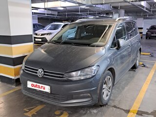 2019 Volkswagen Touran II, серый, 1900000 рублей, вид 1