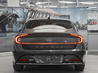 2019 Hyundai Sonata VIII (DN8), серый, 1999000 рублей, вид 5