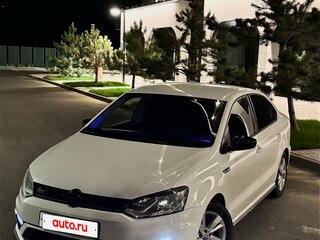 2018 Volkswagen Polo V Рестайлинг, белый, 1500000 рублей, вид 1