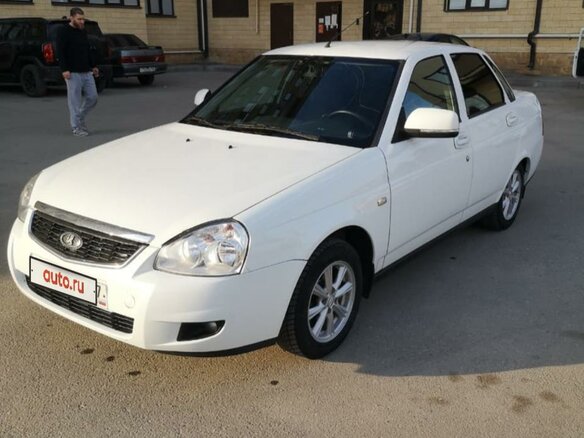 2014 Lada (ВАЗ) Priora I Рестайлинг, белый, 620000 рублей