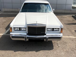 1989 Lincoln Town Car I, белый, 5000000 рублей, вид 3