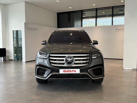 2025 Mercedes-Benz GLS 450 II (X167) Рестайлинг, серый, 14800000 рублей, вид 4