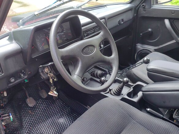 2013 Lada (ВАЗ) 2121 (4x4) I Рестайлинг, пурпурный, 330000 рублей - вид 12