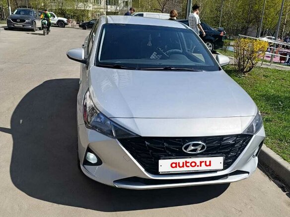 2021 Hyundai Solaris II Рестайлинг, серый, 1490000 рублей