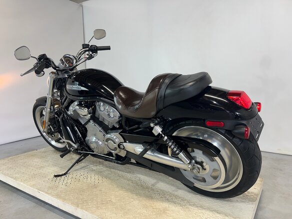 2004 Harley-Davidson V-Rod, чёрный, 560000 рублей - вид 7